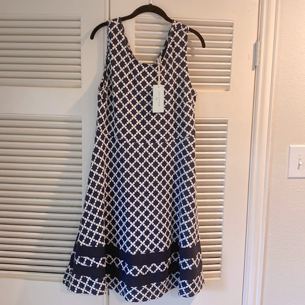 Mauvette navy and white knit dress size XL. With tags.